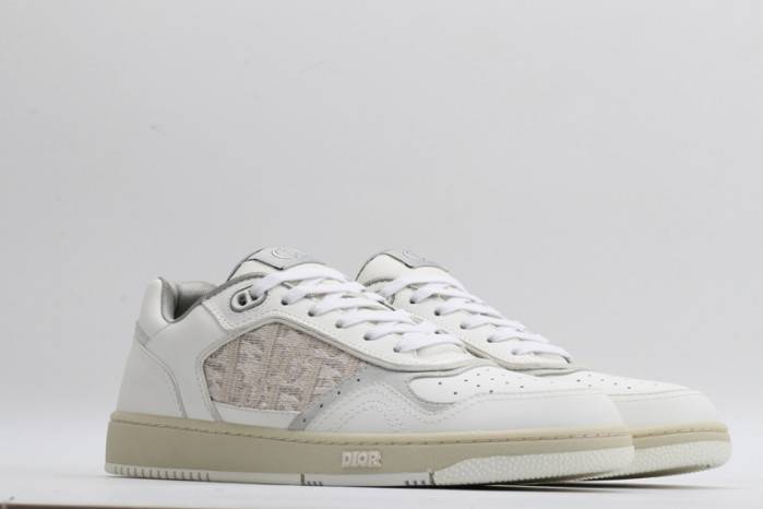 D10R B27 SNEAKER