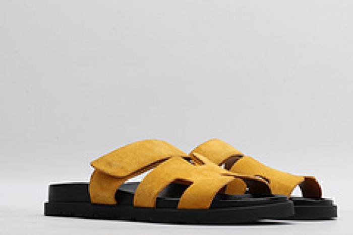 HERM*S SLIPPERS