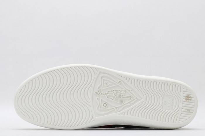 G*u*i ace embroidered low-top sneaker 548950 9n020 8465
