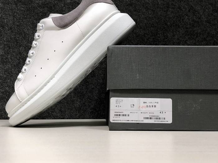 MQ Sneakers
