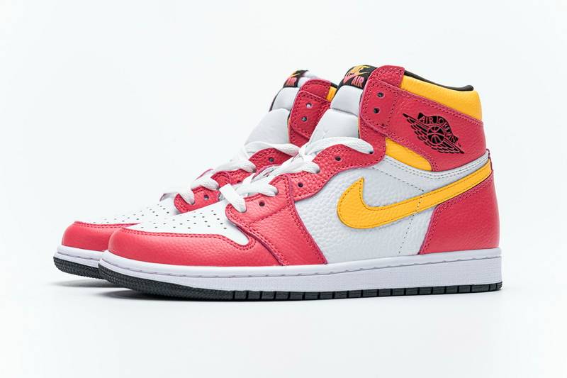 Air Jordan 1 Retro High OG Light Fusion Red