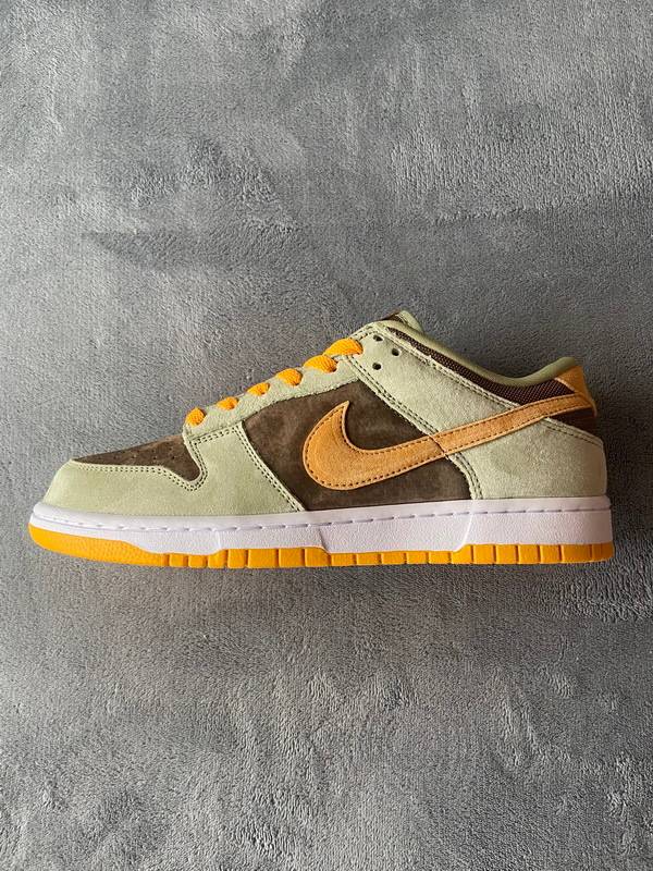 Nike SB Dunk Low Dusty Olive