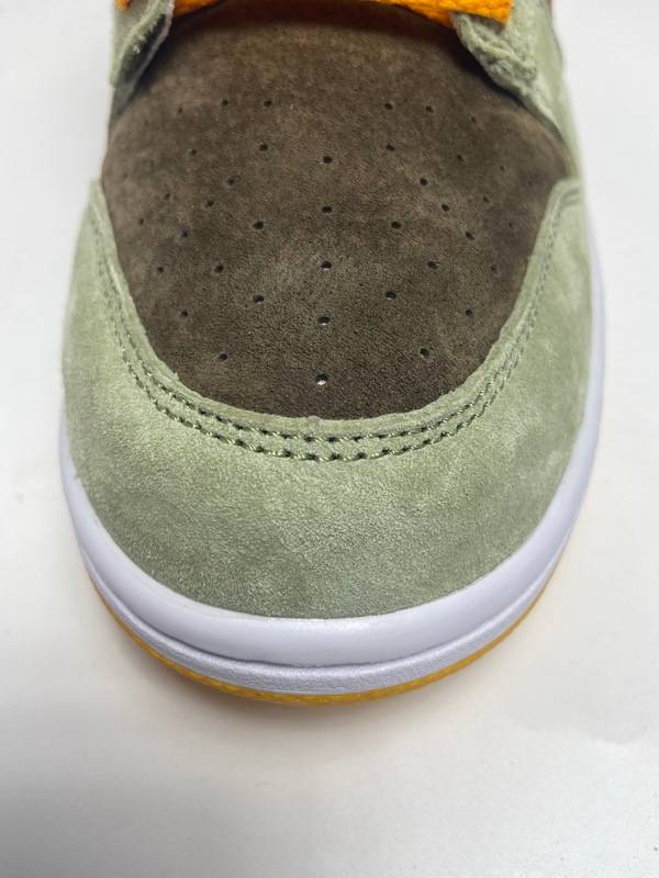 Nike SB Dunk Low Dusty Olive