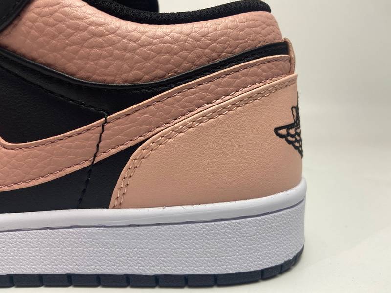 Air Jordan 1 Low Crimson Tint