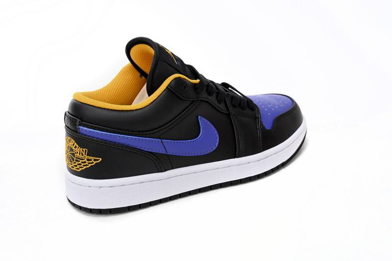 Air Jordan 1 Low Dark Concord