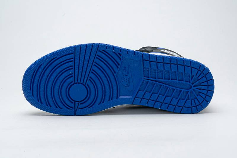 Air Jordan 1 Retro High Royal Toe
