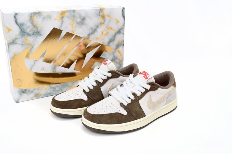 Air Jordan 1 Retro Low OG Year of the Rabbit