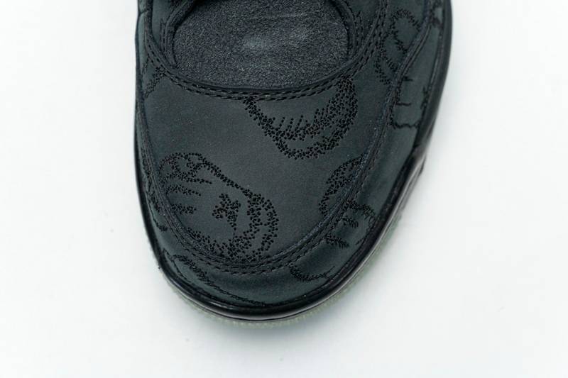 Air Jordan 4 Retro Kaws Black