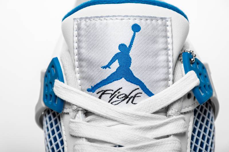 Air Jordan 4 Retro Military Blue