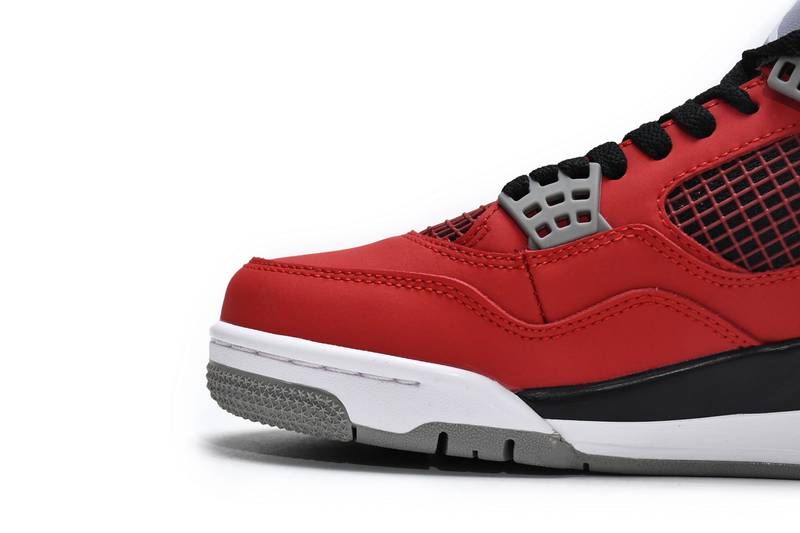 Air Jordan 4 Toro Bravo