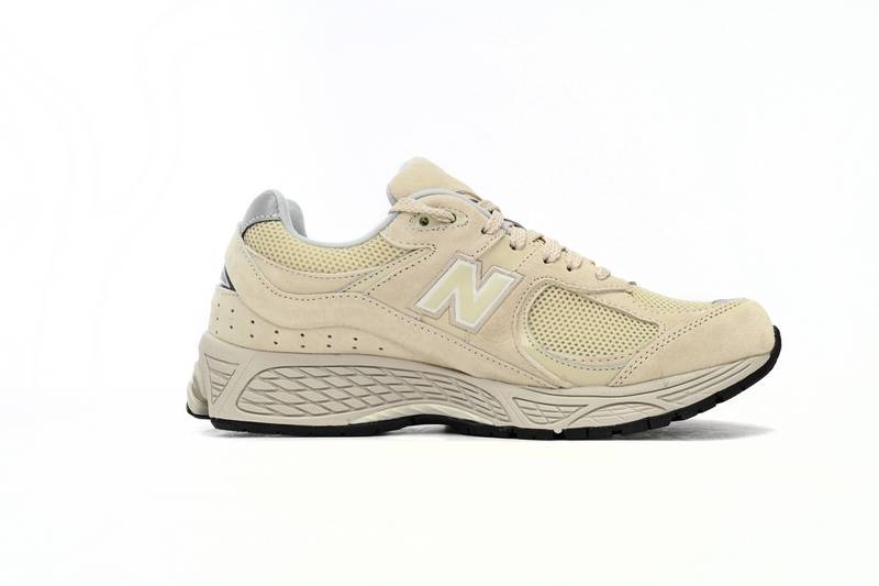 new Ba1an*e 2002r beige
