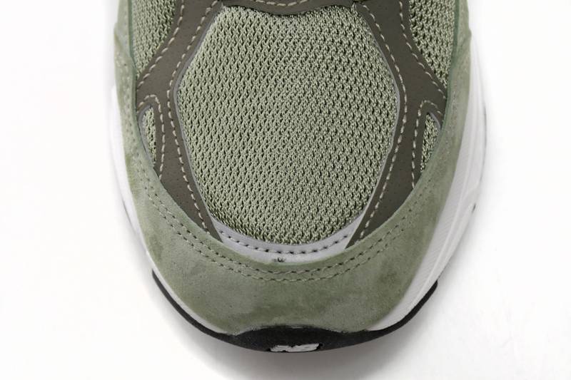 new Ba1an*e 990v3 jjjjound olive
