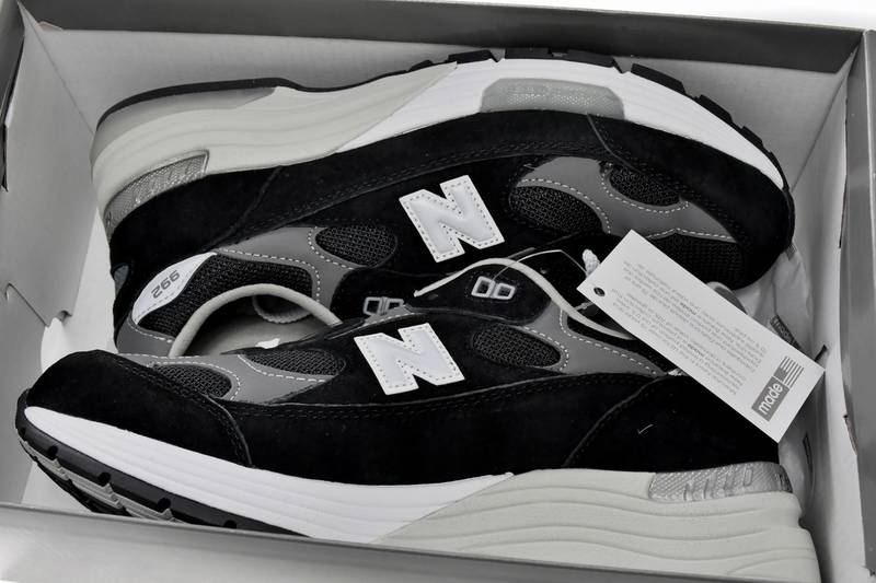 new Ba1an*e 992 black grey suede