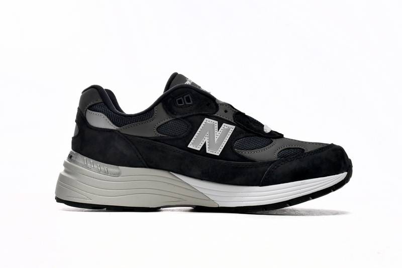 new Ba1an*e 992 navy grey