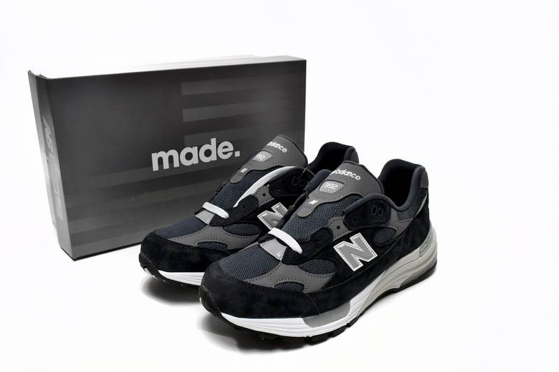 new Ba1an*e 992 navy grey