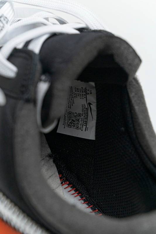 Nike Air Force 1 ’07 Low MOMA Off-White