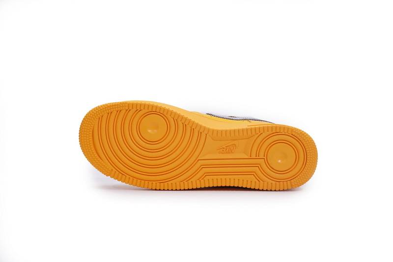 Nike Air Force 1 Low OFF-WHITE University Gold Metallic Silver