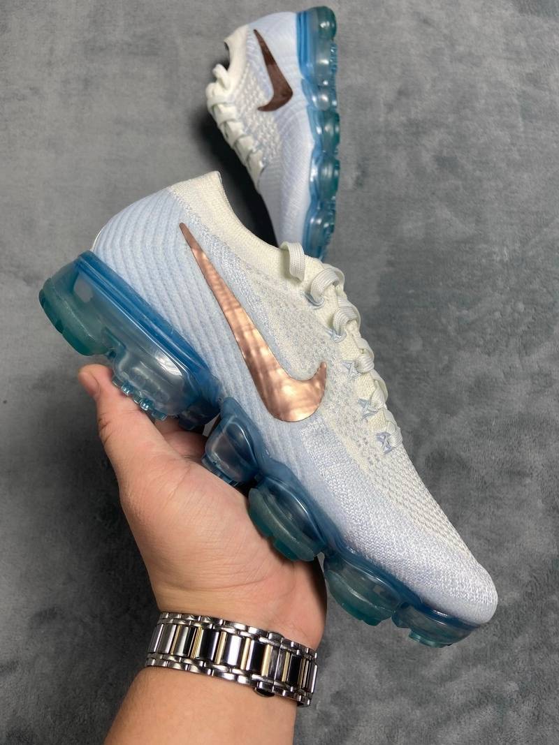 Nike Air VaporMax Explorer Light (W)
