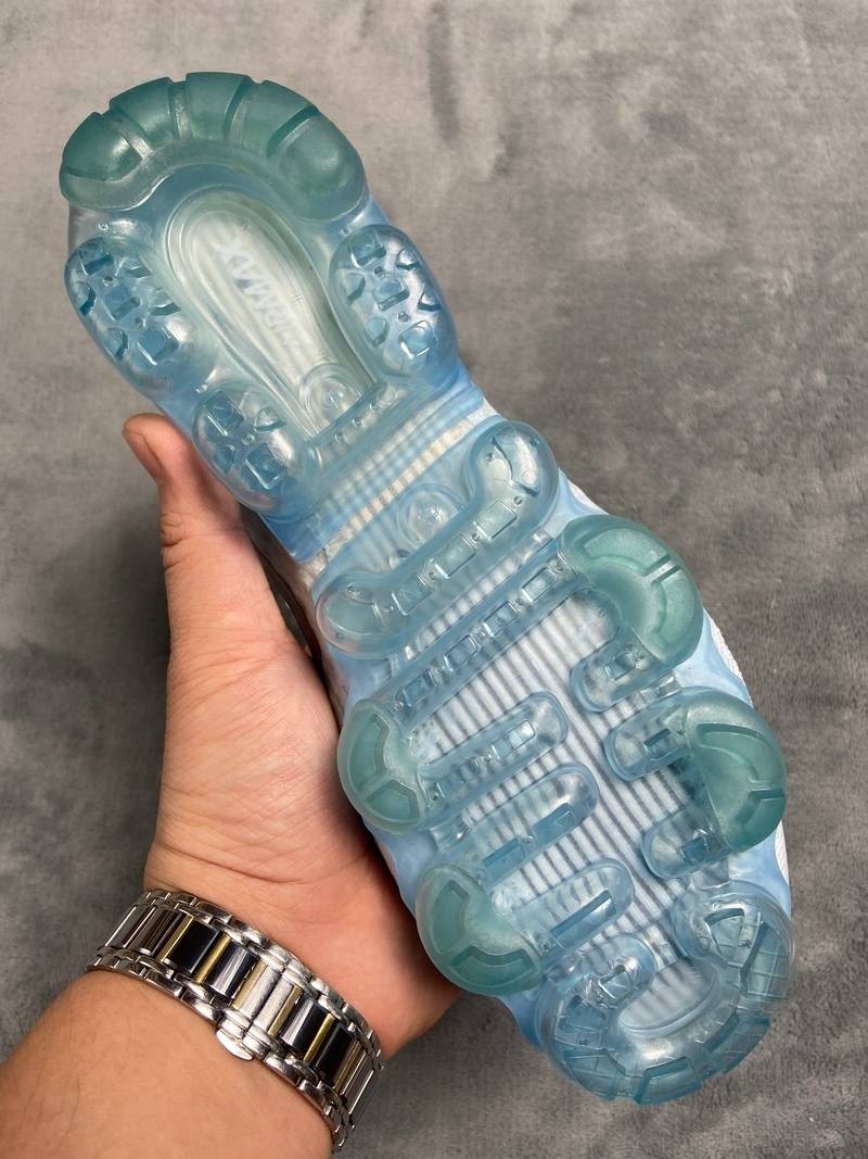 Nike Air VaporMax Explorer Light (W)