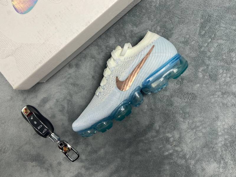 Nike Air VaporMax Explorer Light (W)