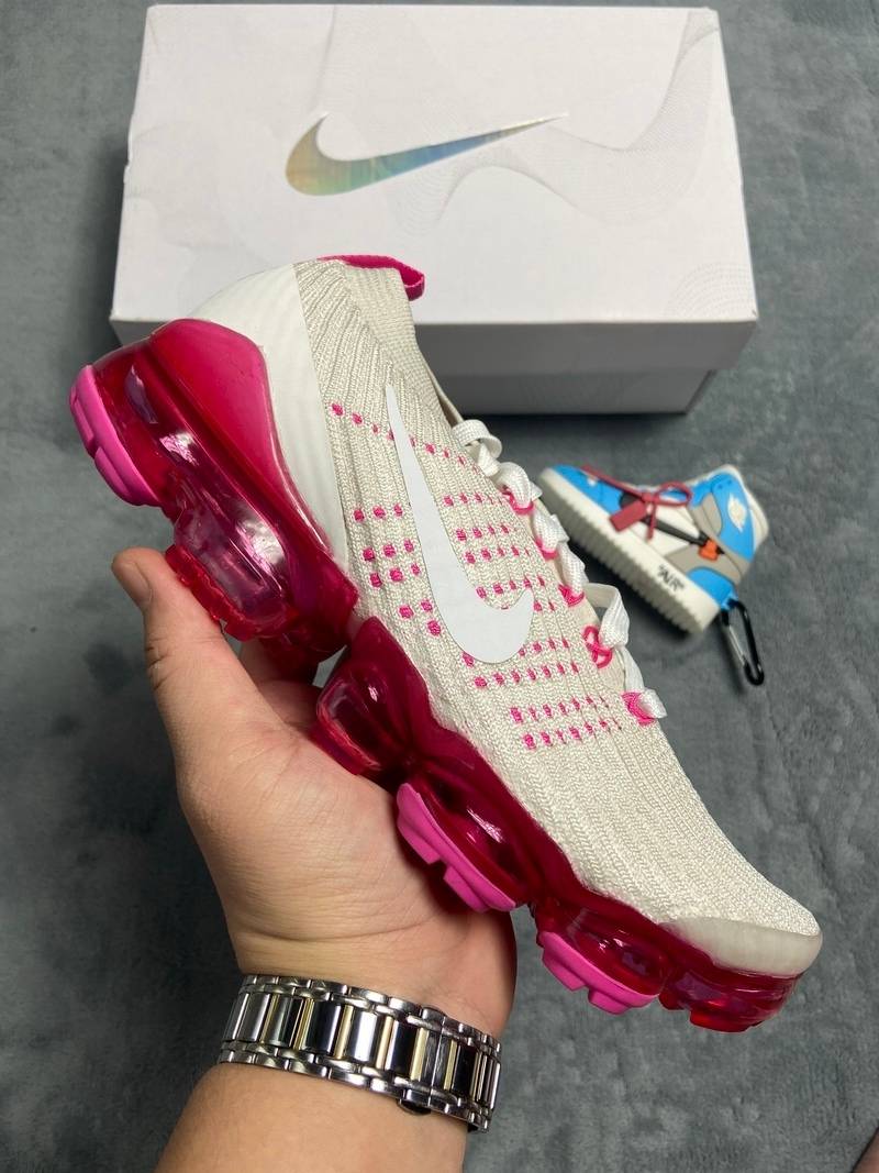 nike air vapormax flyknit 3 phanT0m laser fuchsia (w)