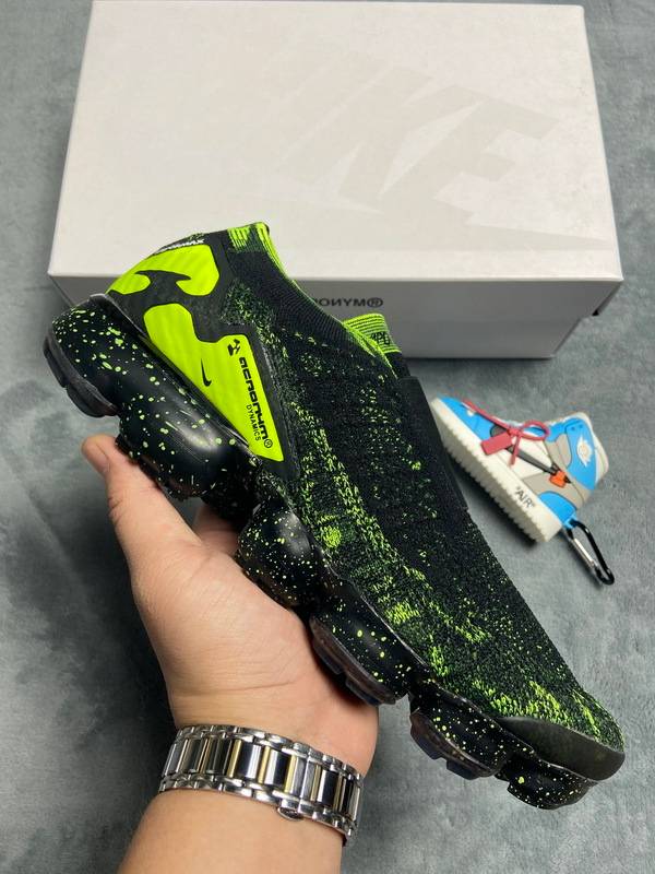 Nike Air VaporMax Moc 2 Acronym Black