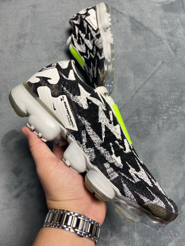 Nike Air VaporMax Moc 2 Acronym Light Bone