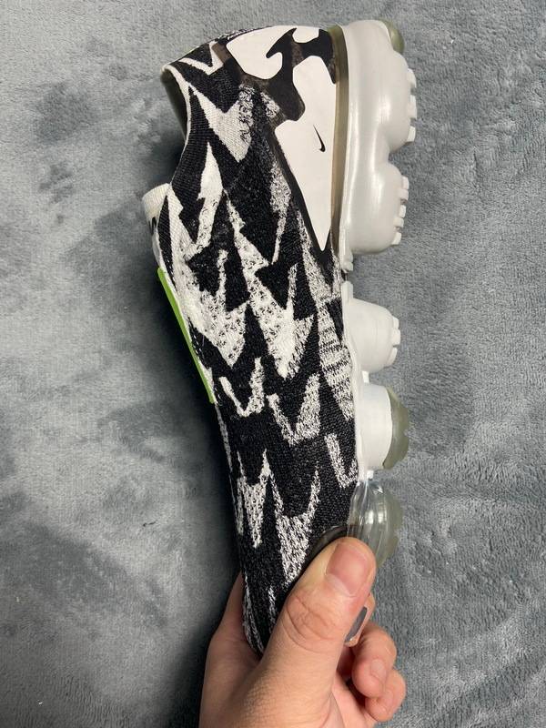 Nike Air VaporMax Moc 2 Acronym Light Bone
