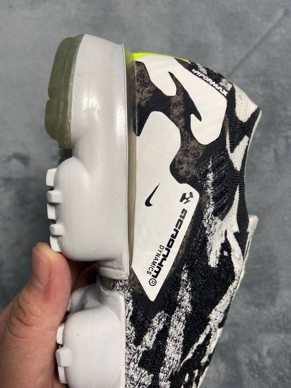 Nike Air VaporMax Moc 2 Acronym Light Bone
