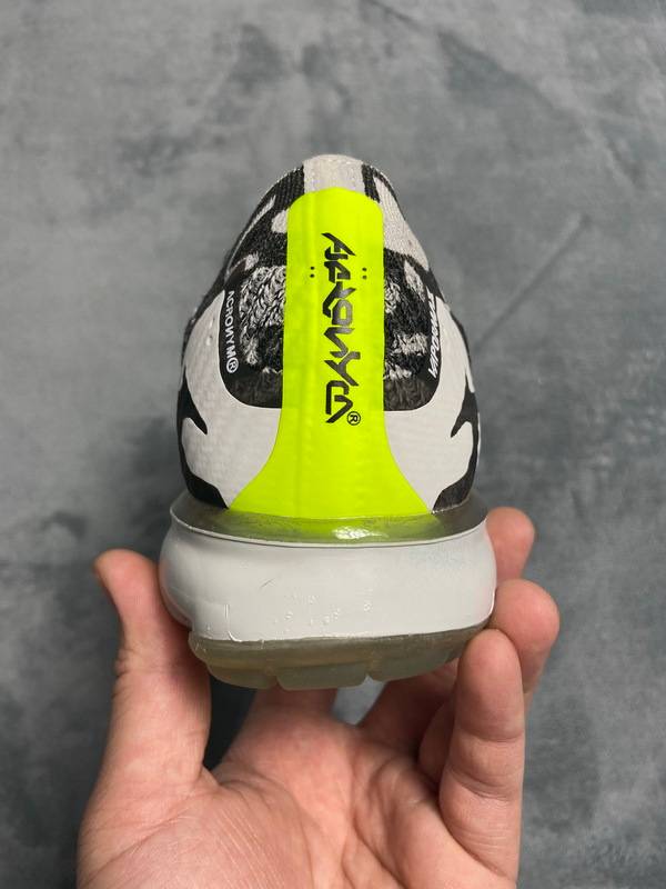 Nike Air VaporMax Moc 2 Acronym Light Bone