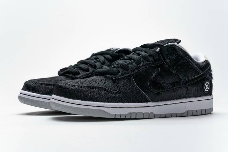 nike sb dunk low medicom be@rbR1ck