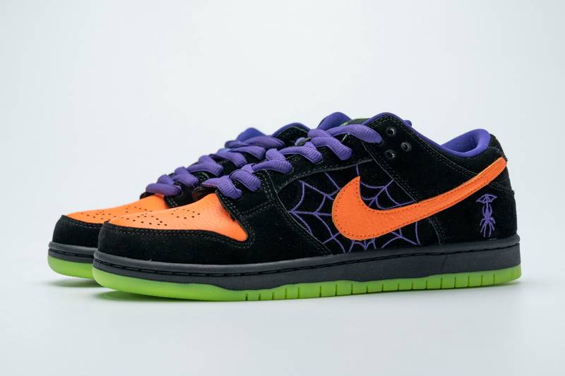 Nike SB Dunk Low Night of Mischief Halloween