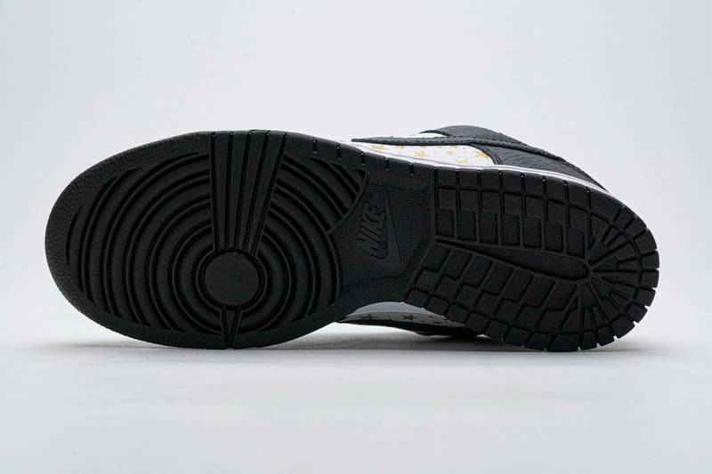nike sb dunk low S*p*e black stars
