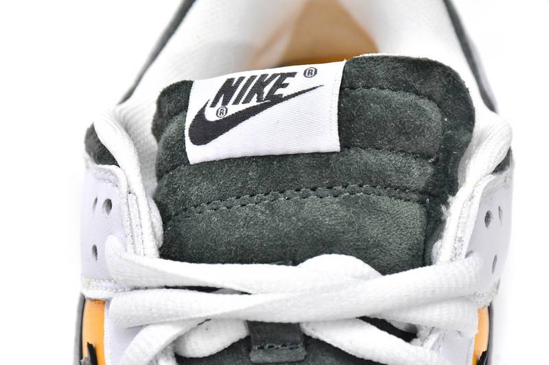 oT0mo katsuhiro x nike sb dunk low pro kobe