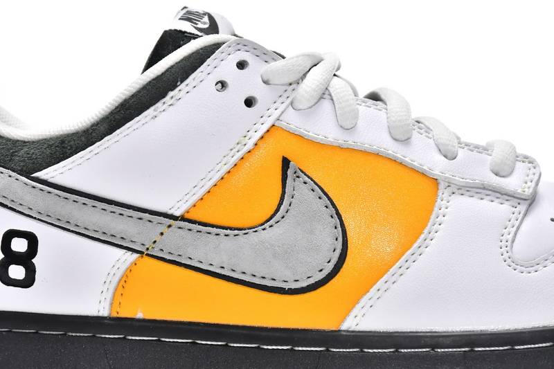 oT0mo katsuhiro x nike sb dunk low pro kobe