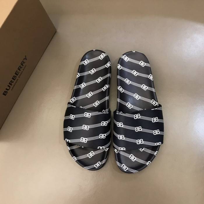 BUR_BERRY SLIPPERS