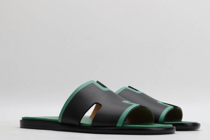 HERM*S SLIPPERS