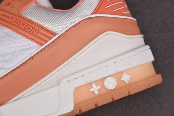 LOUI VUITTO SNEAKER