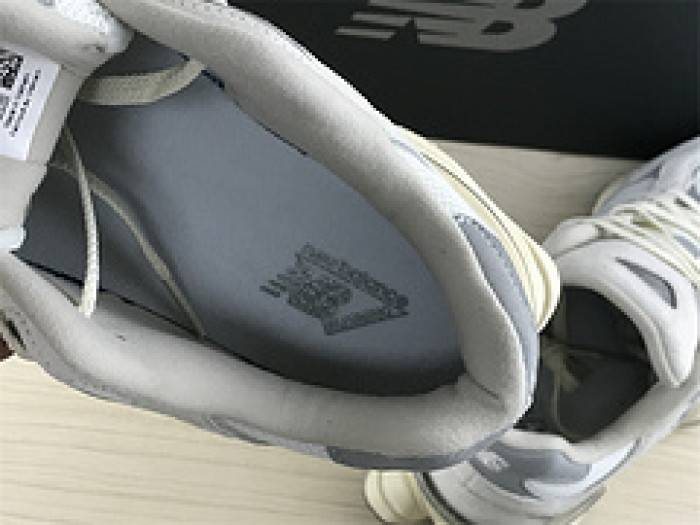 new Ba1an*e 9060 sea salt whiteu9060eca