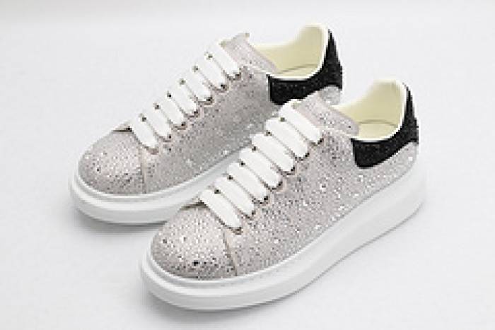 MQ Sneakers