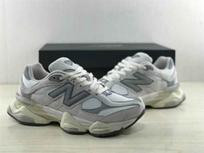 new Ba1an*e 9060 sea salt whiteu9060eca