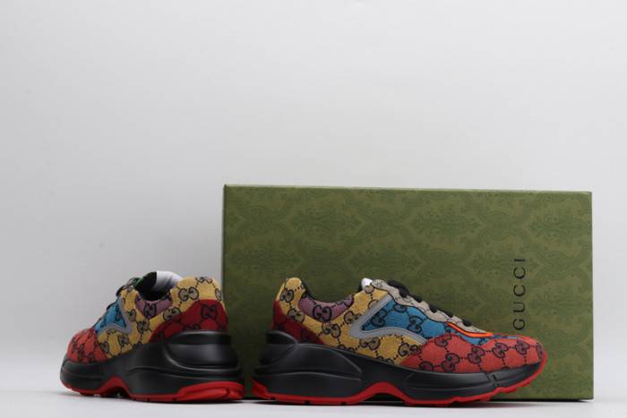 G*u*i sneaker