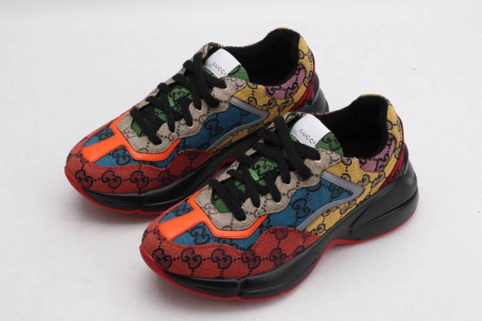 G*u*i sneaker