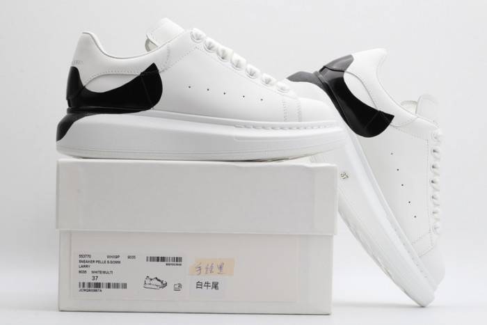MQ Sneakers