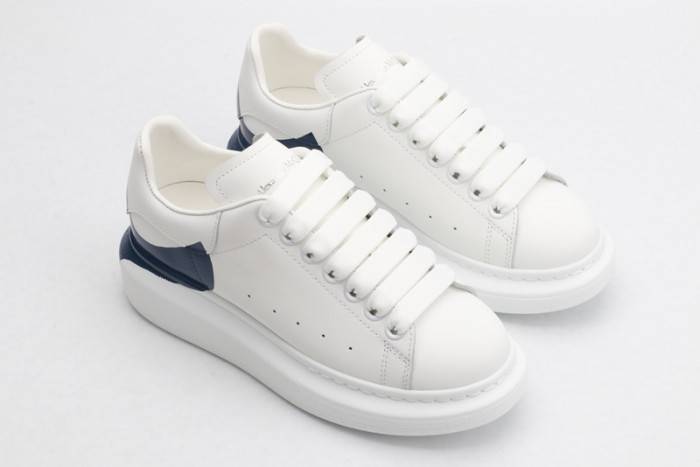MQ Sneakers