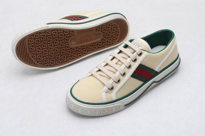 G*u*i sneaker 123-3