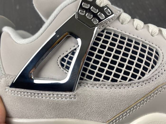 Jordan 4 Retro Frozen Moments AQ9129-001