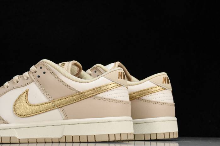 nike dunk low phanT0m metallic gold (women’s) dx5930-001