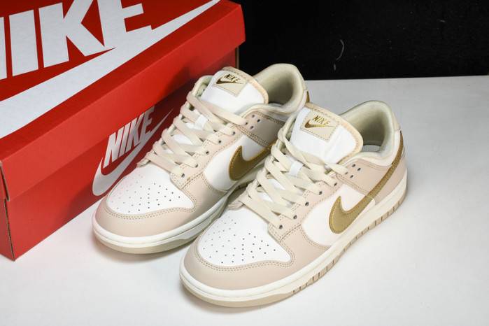 nike dunk low phanT0m metallic gold (women’s) dx5930-001