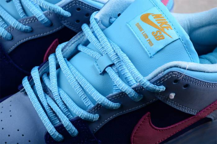 Nike SB Dunk Low Run The Jewels DO9404-400